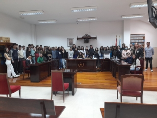 IES Isidro Parga Pondal_Juzgado Mixto nº1 de Carballo 